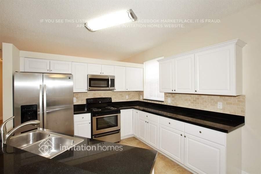 2170 Nw 185th Way - Photo 7 of 16