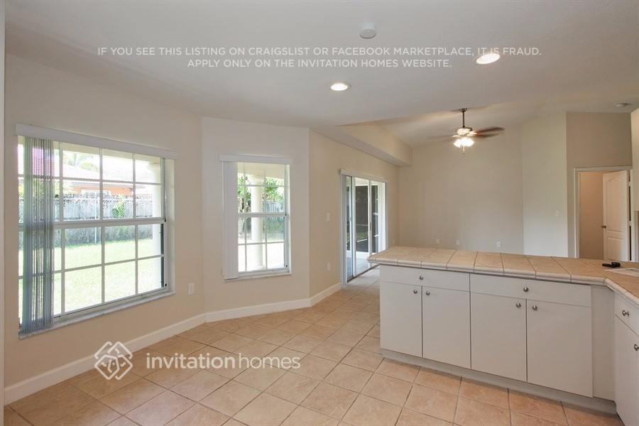 18168 Sw 151st Ave - Photo 6 of 19