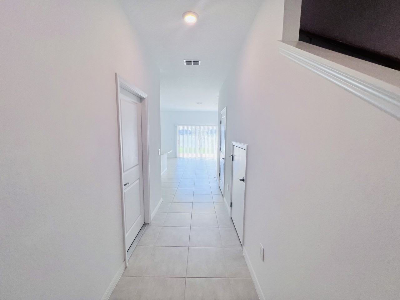 1288 Lago Vista Ct #1 - Photo 5 of 30