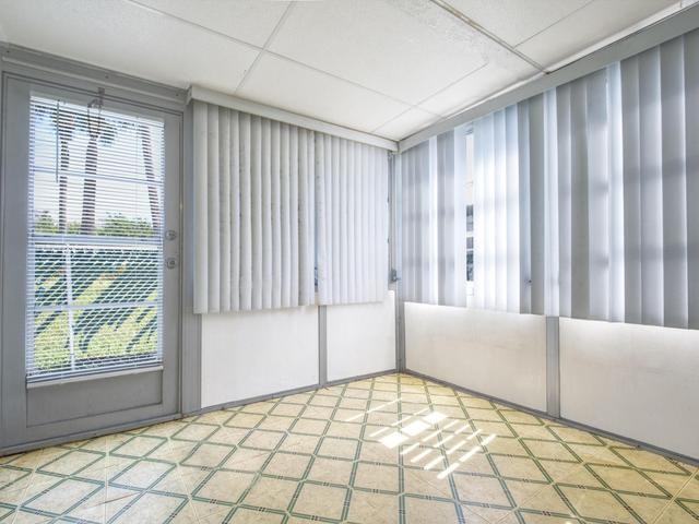 1300 Alho Drive - Photo 3 of 8