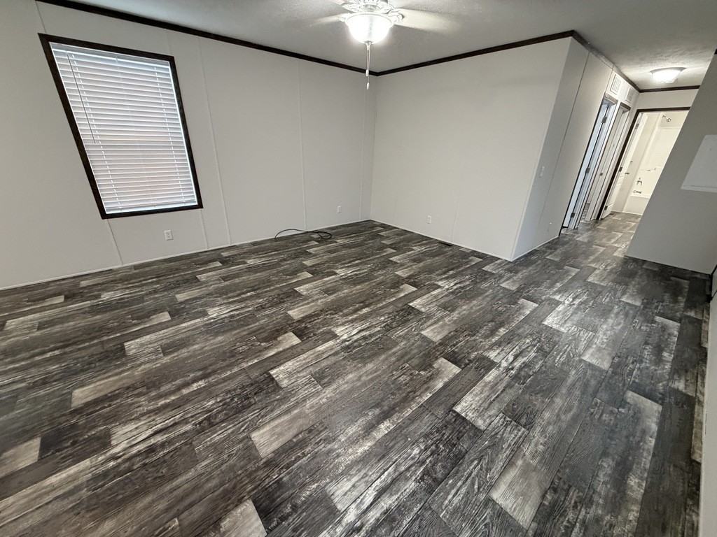 16229 Frontenac Ave #185 - Photo 2 of 25