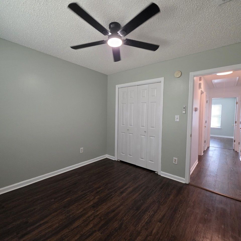 109 Indianola Ct - Photo 2 of 23