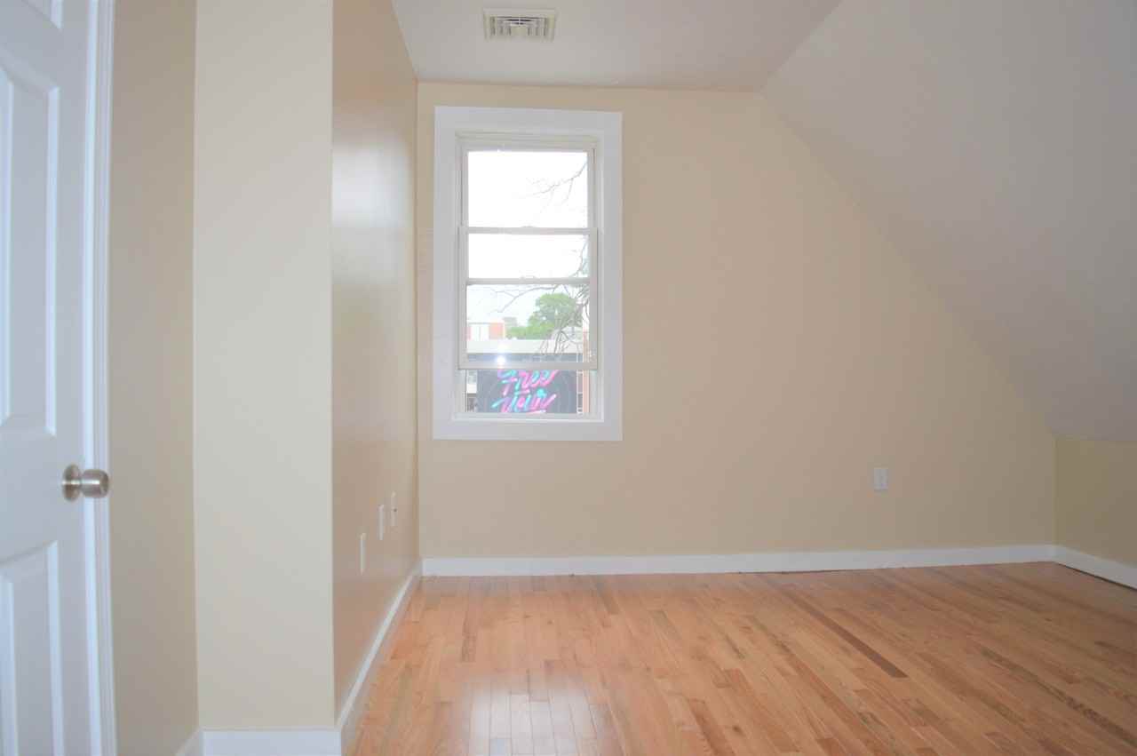 98 West St #3 - Photo 7 of 7