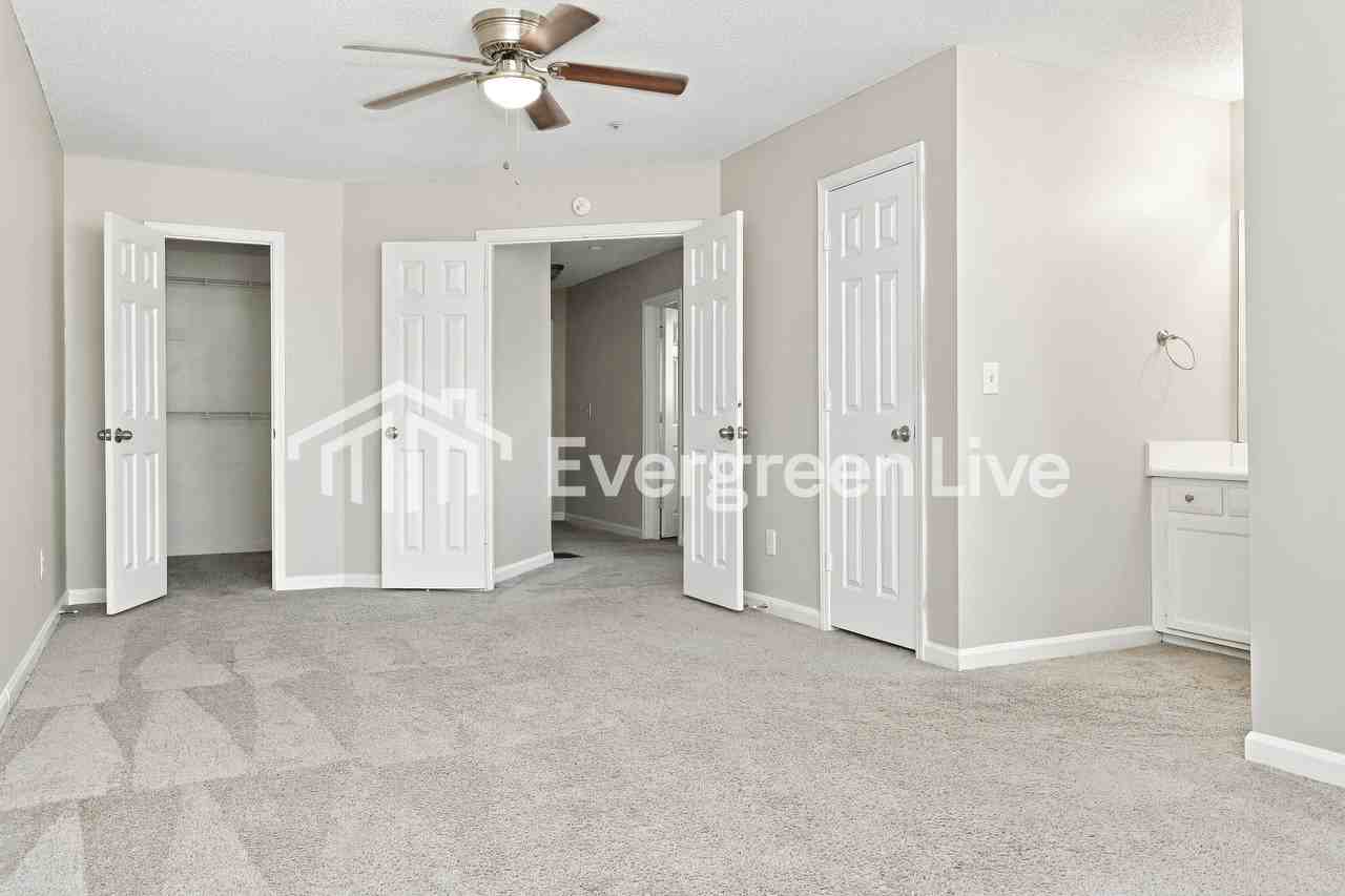 3653 Silver Springs Ct - Photo 5 of 10