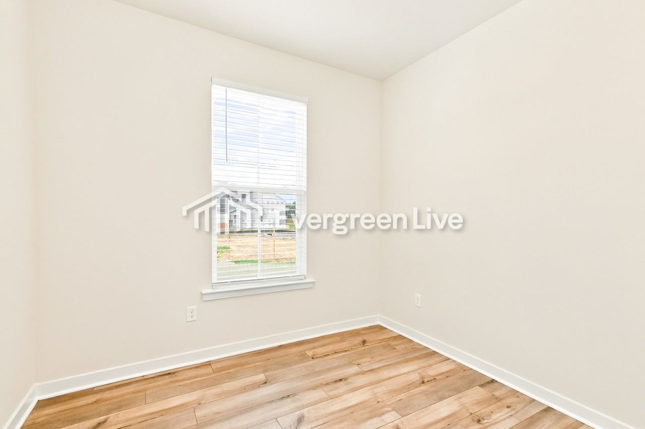 3321 Sunstone Drive - Photo 6 of 14