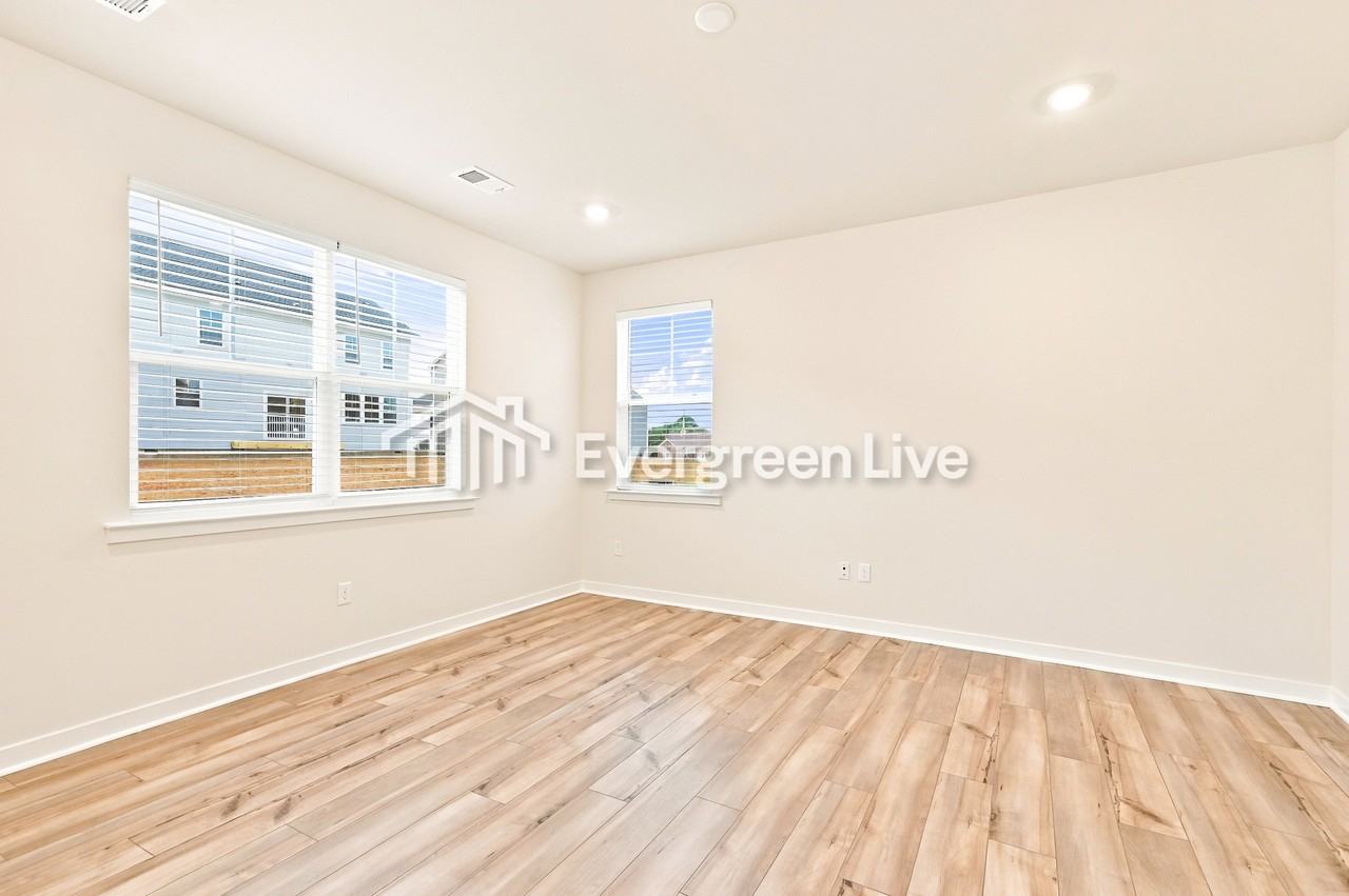 3321 Sunstone Drive - Photo 7 of 14