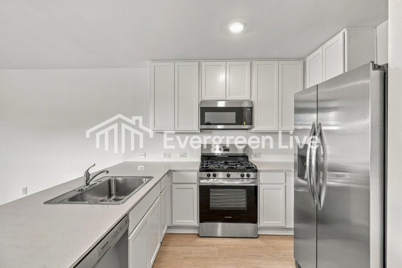 12835 Shaily Faith Ct - Photo 5 of 15