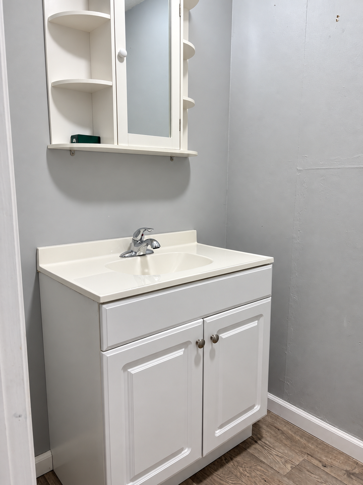 1176 Red Hill Rd Apt 204 #204 - Photo 2 of 11