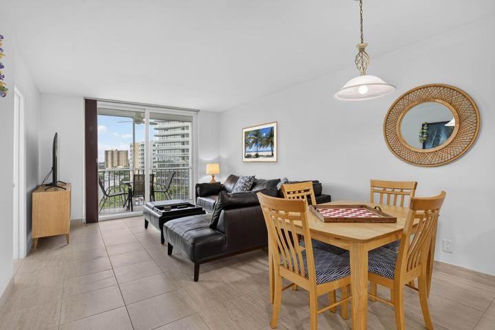1391 South Ocean Boulevard - Photo 4 of 8