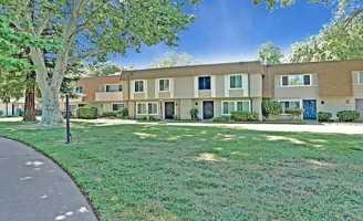 featured image of 8860 La Riviera Dr ##C