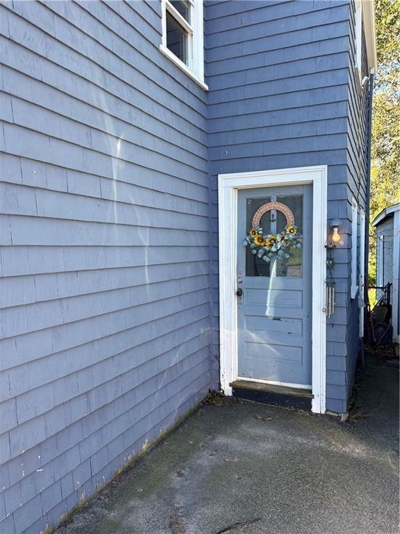 211 Wolcott Ave ##1 - Photo 3 of 20