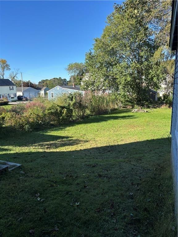 211 Wolcott Ave ##1 - Photo 5 of 20