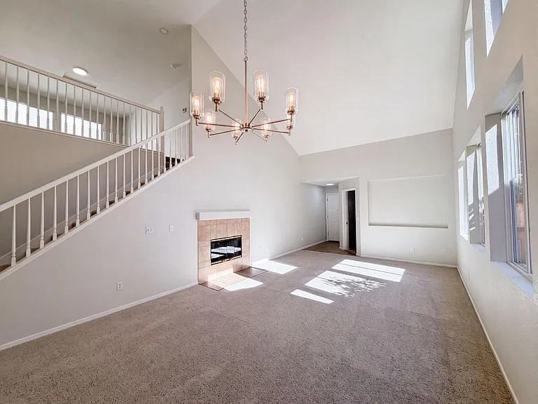 1570 Arcola Avenue - Photo 6 of 11