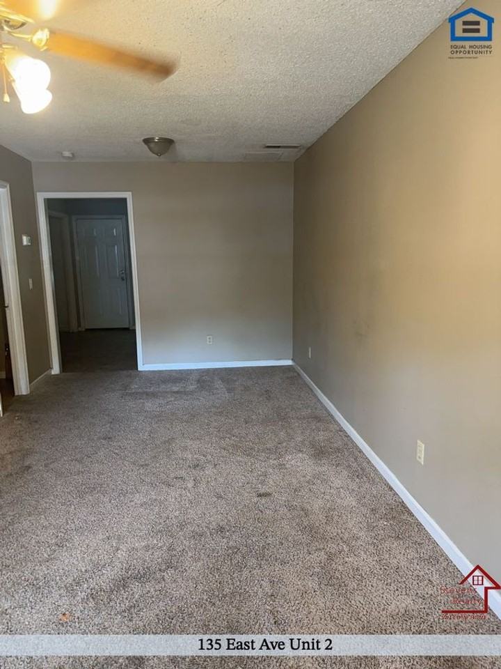 135 East Ave #2 - Photo 2 of 14