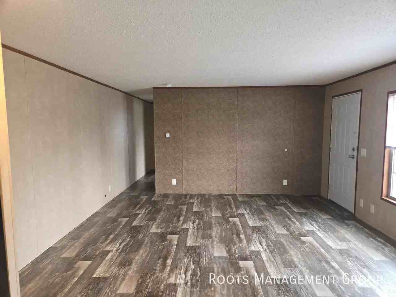 2731 Apollo Dr - Photo 3 of 16