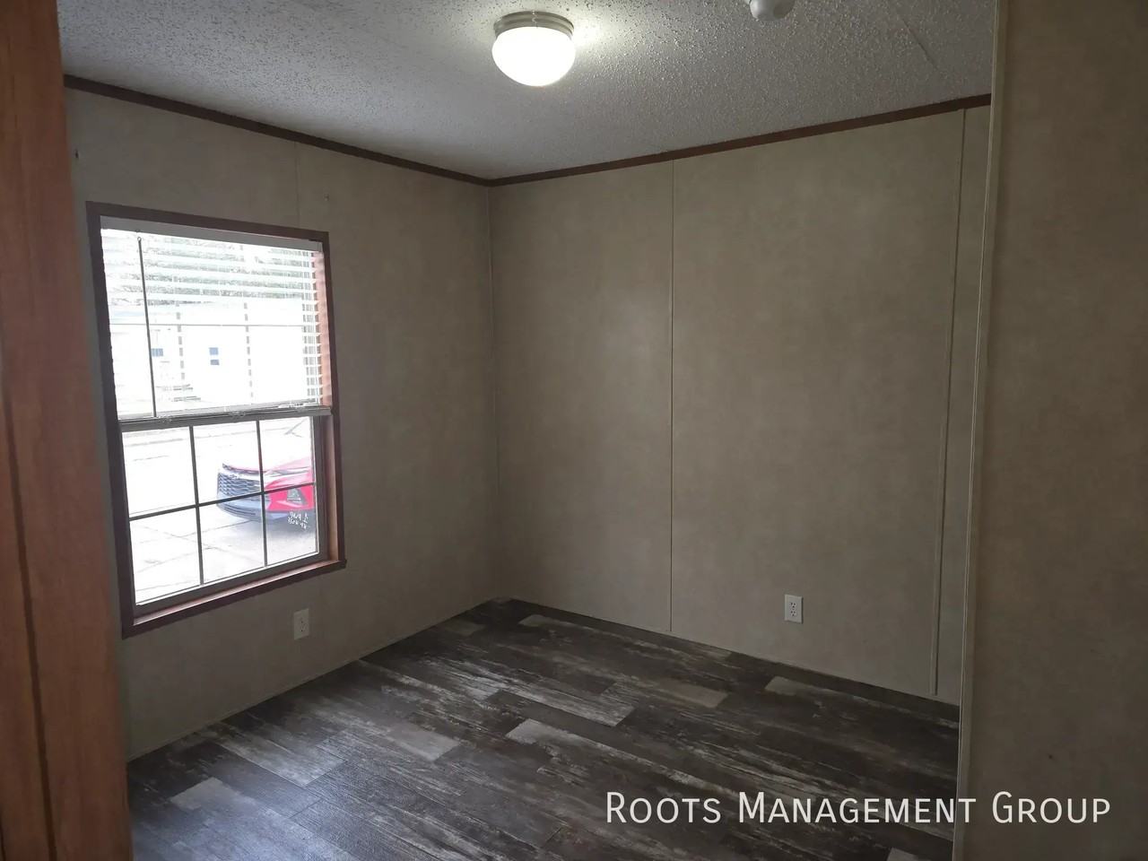 2731 Apollo Dr - Photo 6 of 16