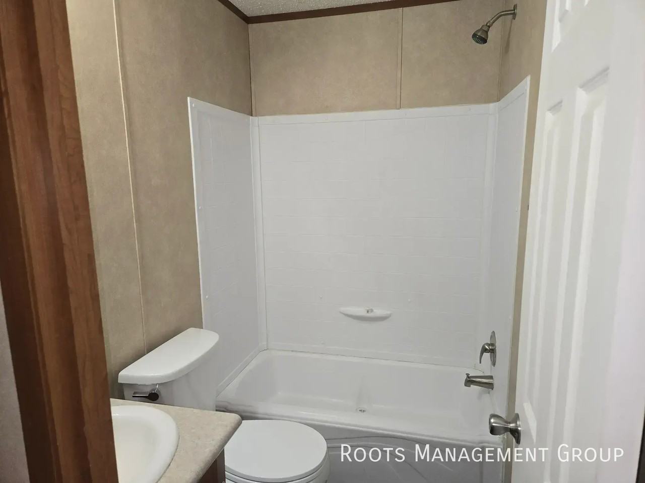 2731 Apollo Dr - Photo 7 of 16