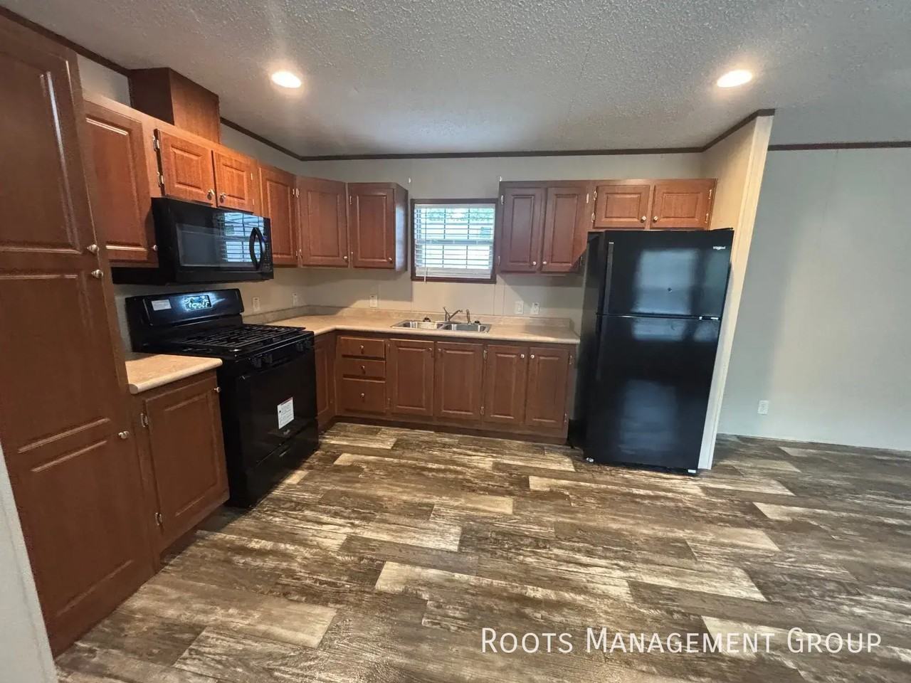 3615 Concord St - Photo 2 of 14