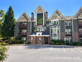 featured image of 1000 Olde Eastwood Village Blvd #2B