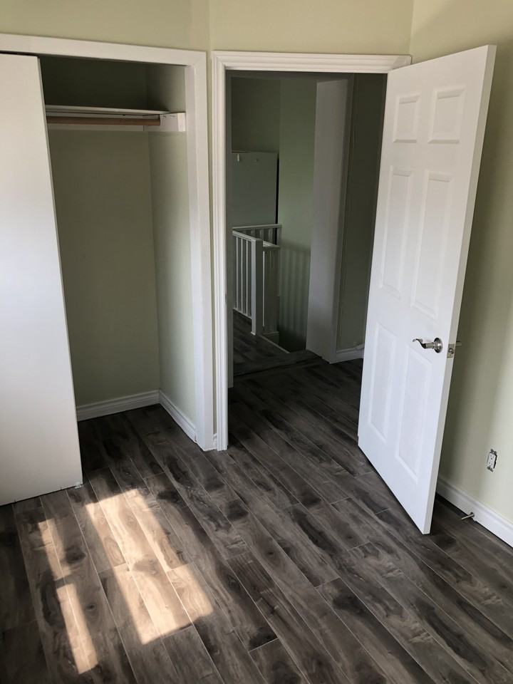 849 Bathurst Street #1 - Photo 6 of 30
