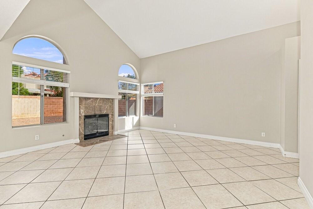 60 Fantasia Ln - Photo 5 of 17