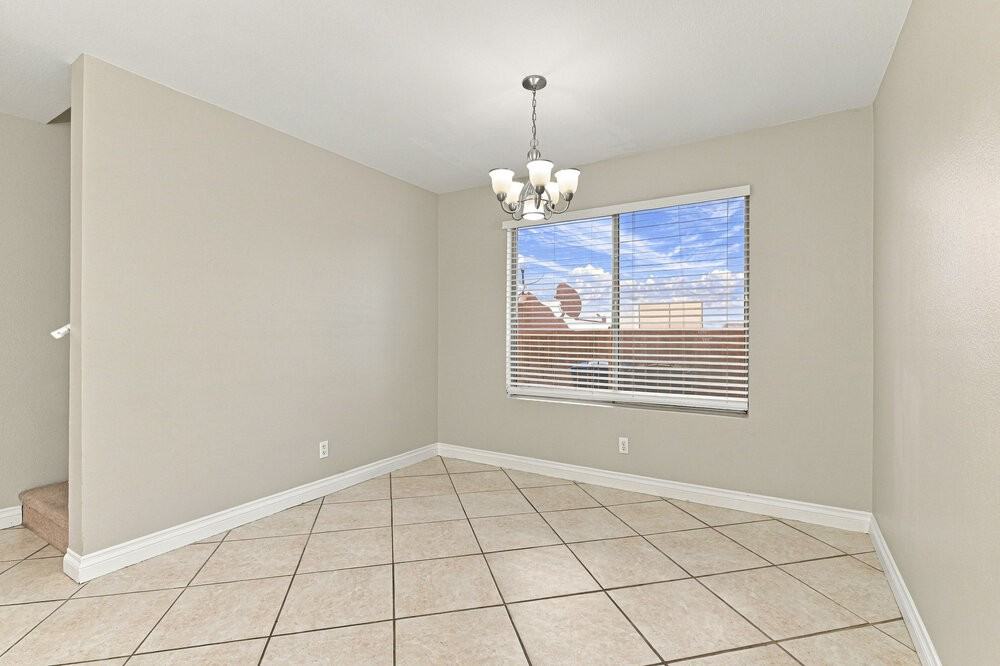 60 Fantasia Ln - Photo 7 of 17