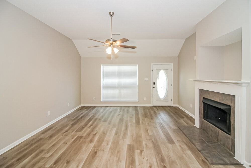 160 Garden View Dr - Photo 3 of 15