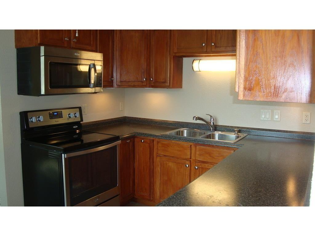 2904 Walker Street - Photo 3 of 29
