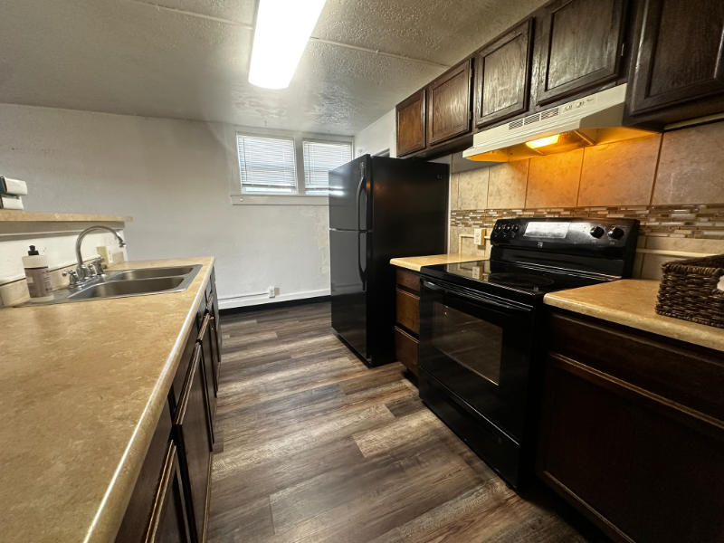 945 E 3rd St - Photo 2 of 8