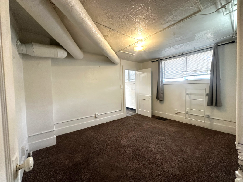 945 E 3rd St - Photo 3 of 8