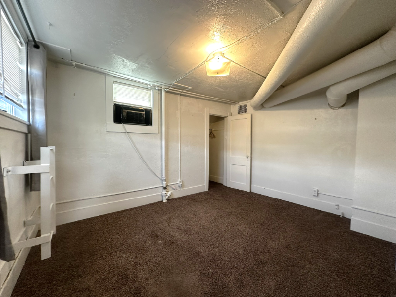 945 E 3rd St - Photo 4 of 8