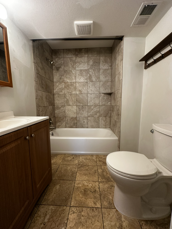 945 E 3rd St - Photo 5 of 8