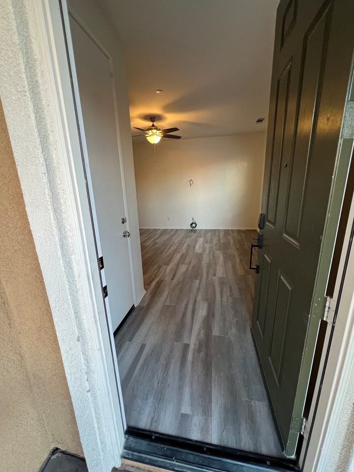 28829 Almondwood Ct - Photo 3 of 14