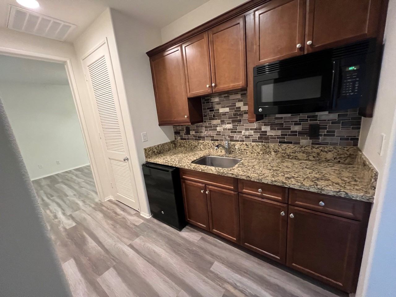 28829 Almondwood Ct - Photo 7 of 14