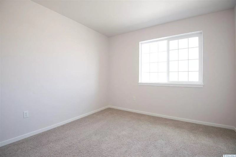 5508 Remington Dr - Photo 5 of 18
