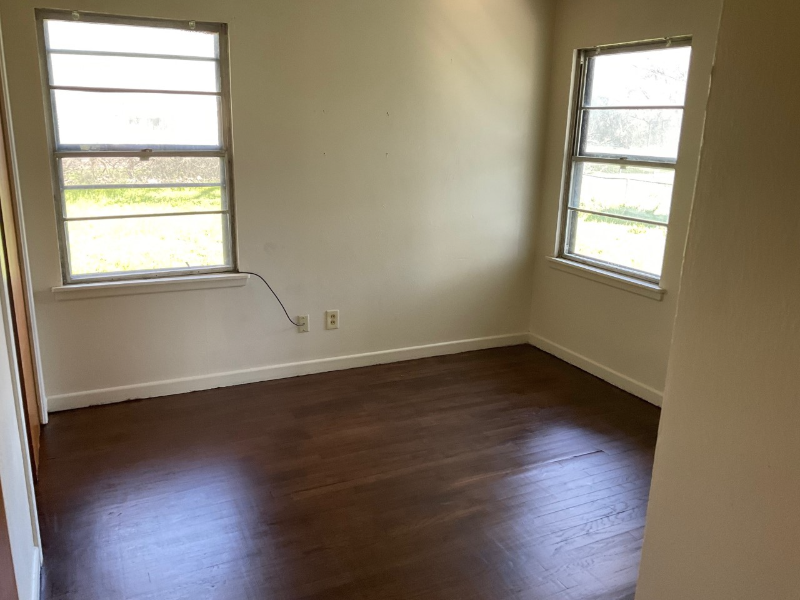 1807 Armstrong Dr - Photo 7 of 7