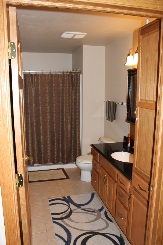 1489 Arctic Ct - Photo 2 of 19