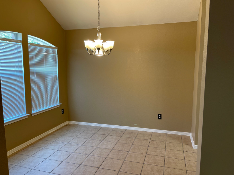 8513 Autumn Creek Trl - Photo 5 of 15