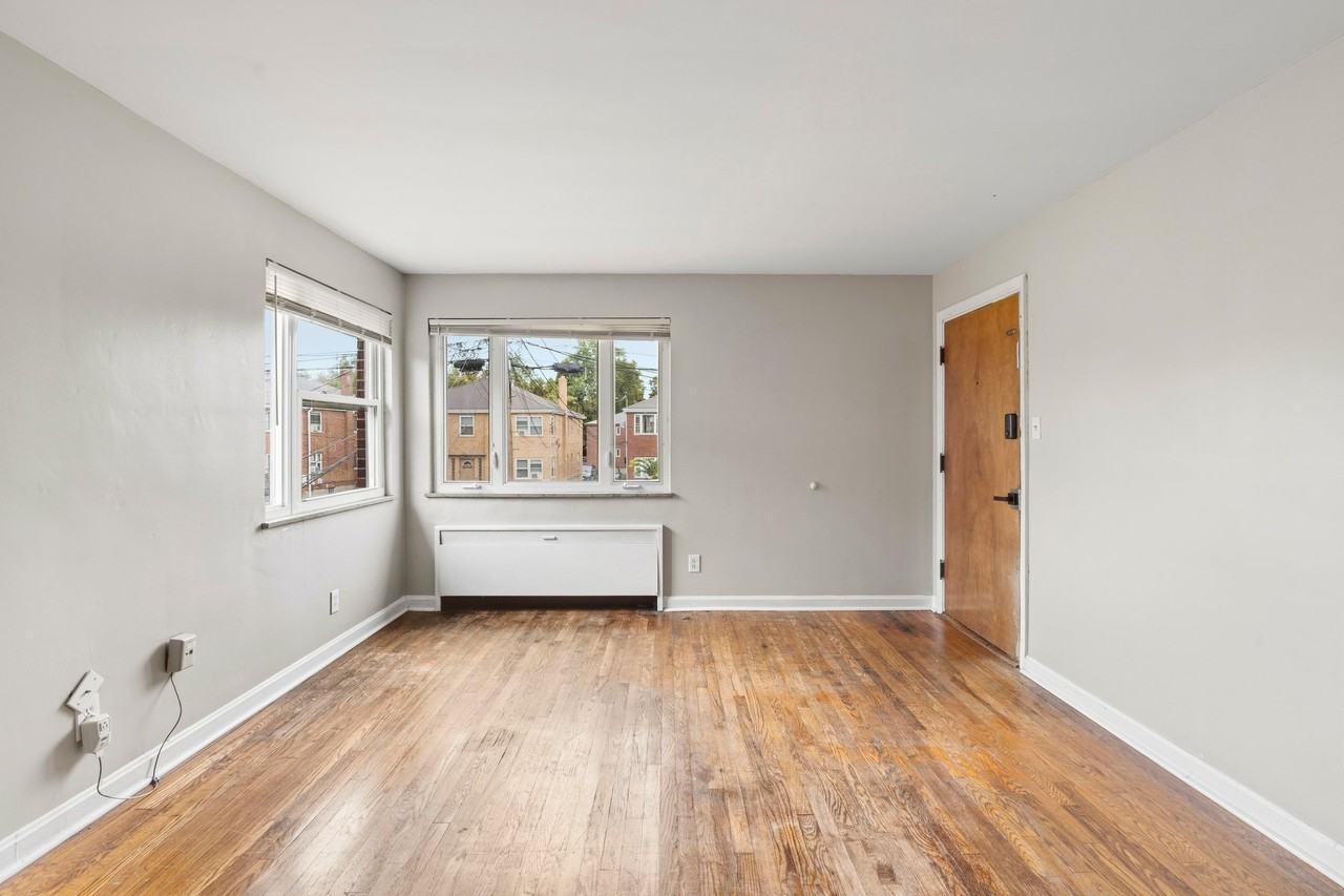 3917 E Gatewood Ln #4 - Photo 6 of 20