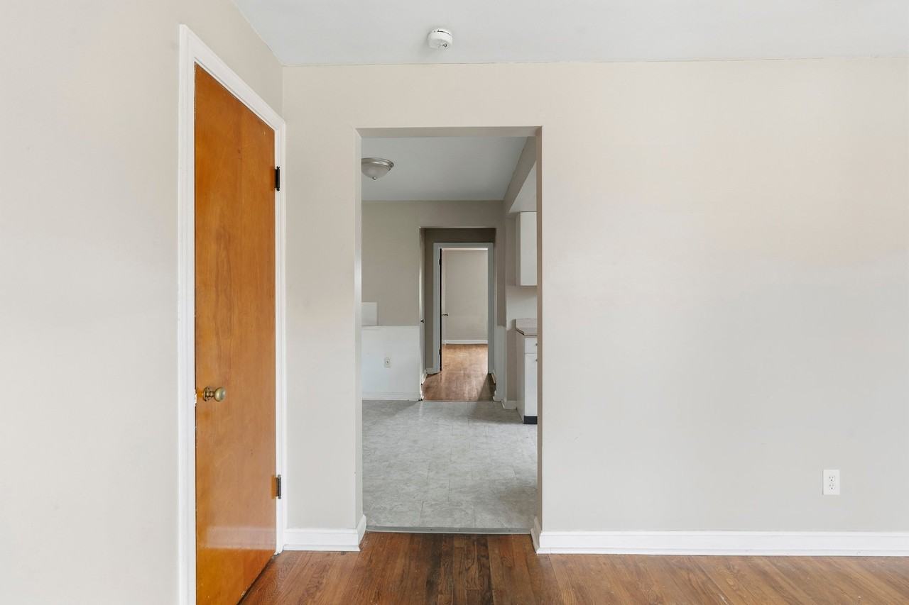 3917 E Gatewood Ln #4 - Photo 7 of 20