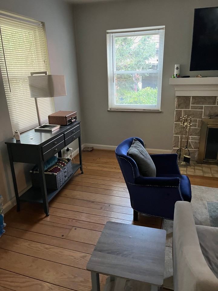 1128 Covedale Ave #1-1stFL - Photo 6 of 8