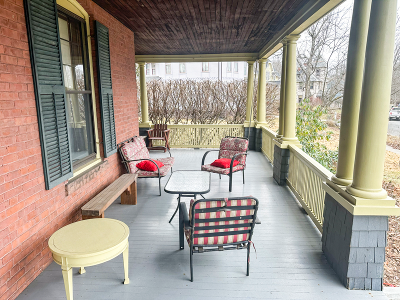 66 Prospect St - Photo 4 of 40