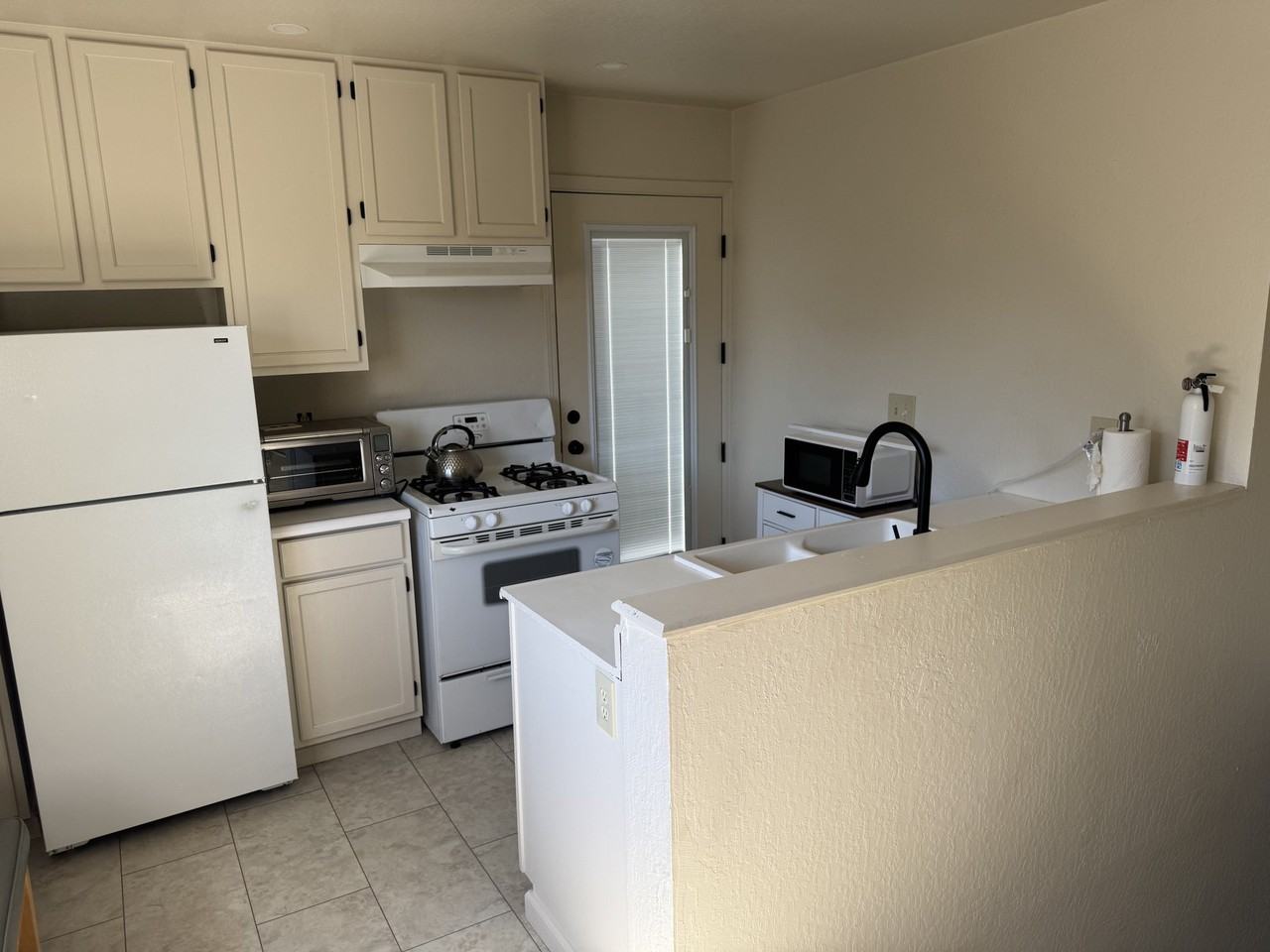316 Wilson St #B - Photo 2 of 23