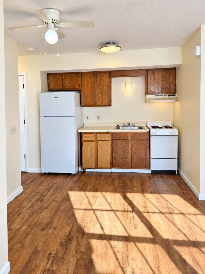 27 Scioto Dr #C - Photo 2 of 10