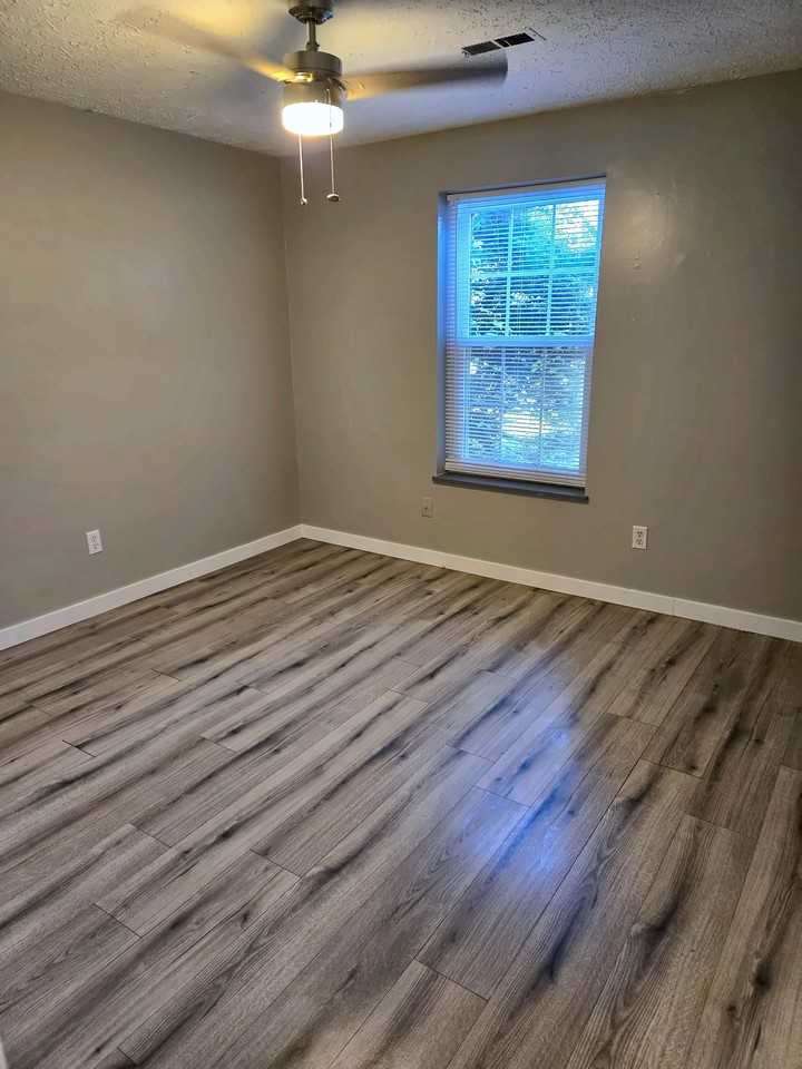 573 Irving Wick Dr E #A - Photo 5 of 15