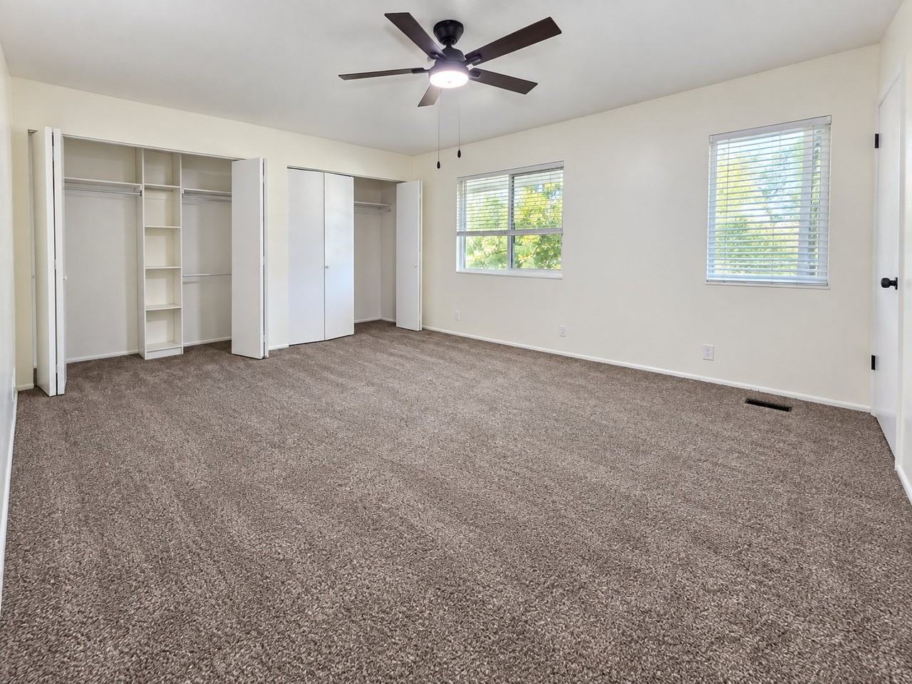 646 E Acoma Rd #646 - Photo 6 of 20