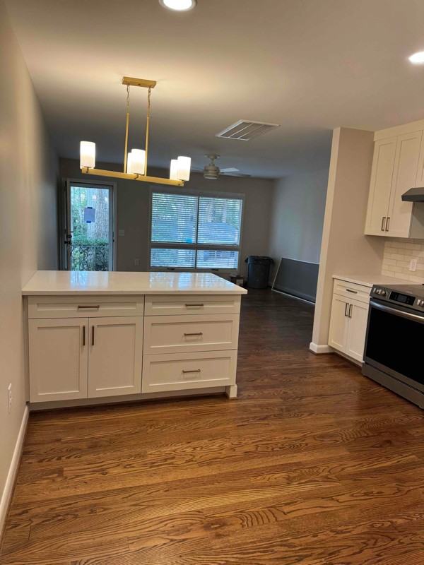 31 Knoxbury Ter - Photo 2 of 13