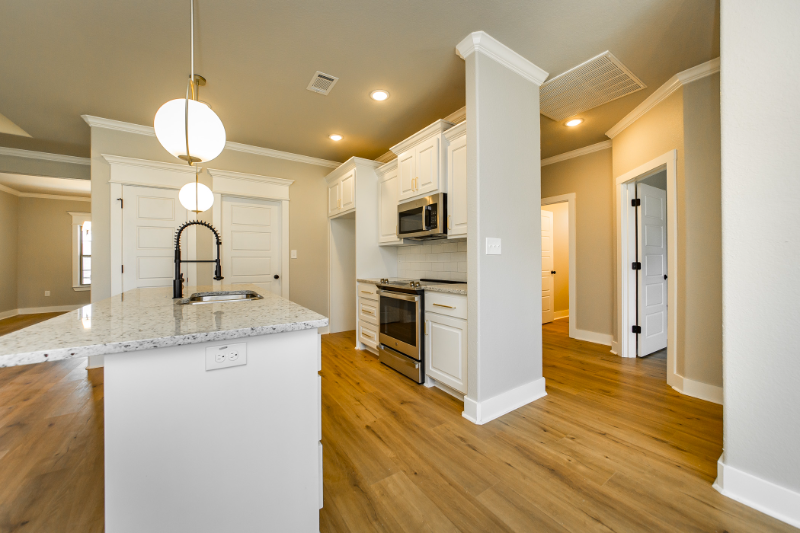 3590 Sylvia Springs Dr - Photo 5 of 18