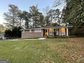 3679 Bouldercrest Rd - Photo 1 of 1