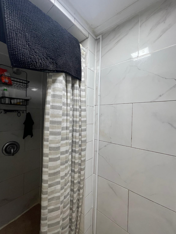 111 Remsen Ave - Photo 4 of 9